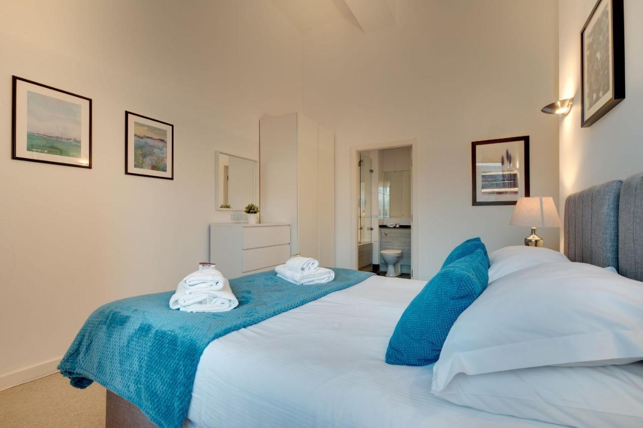 Crown Apartments 1C By Week2Week 뉴캐슬어폰타인 외부 사진